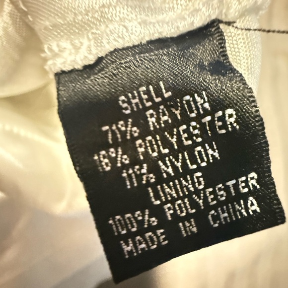 Adrianna Papell Cream Textured Blouse - Picture 6 of 7